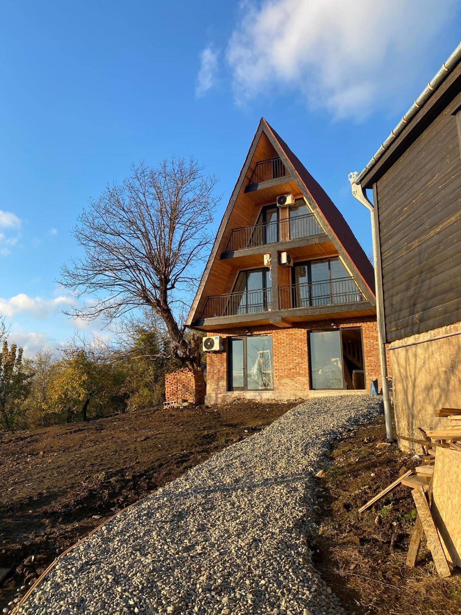 Agro Guesthouse Korena クタイシ エクステリア 写真